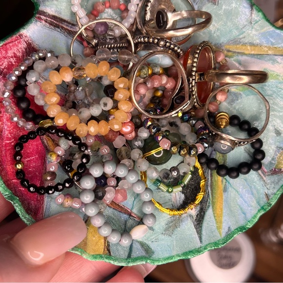 Golden Healing Apothecary•Herbalist & Aromatherapy•Healing From Within🫶🏼✨🌱💧 - Picture 11 of 17